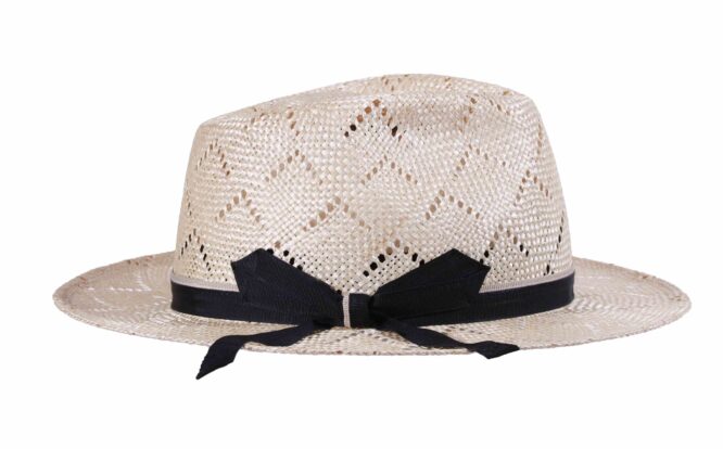 Eleganter Sommerhut Fedora aus Natur-Sisol mit marineblauem Hutband